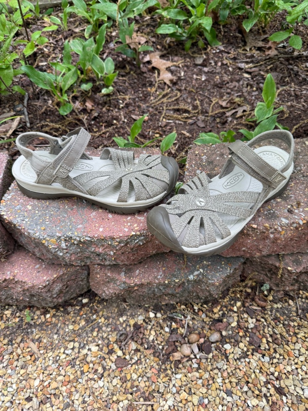 Keen Rose Brindle/Shitake Gray Adventure Sandals
